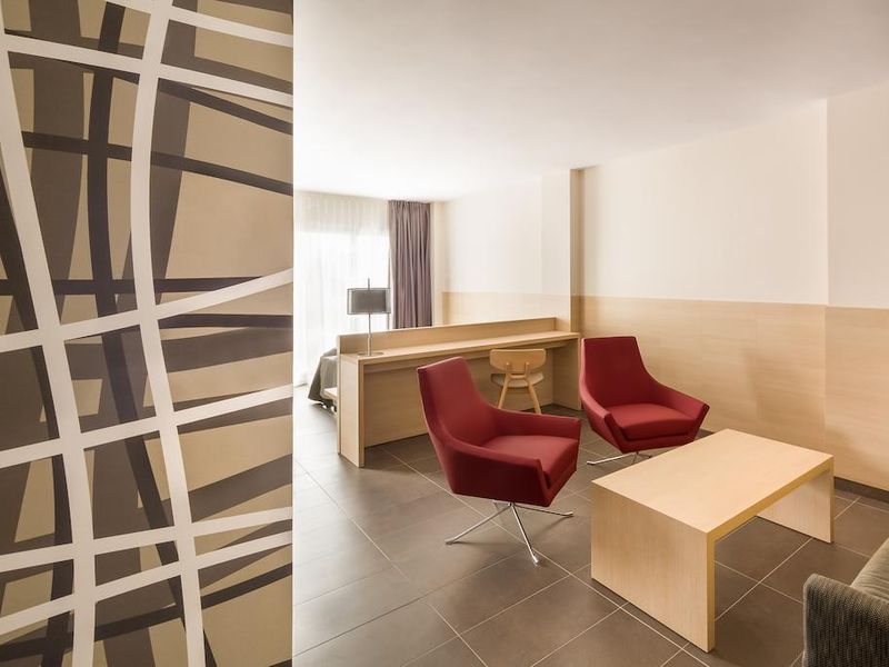 Hotel Photo 8