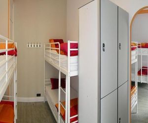 Hostel B&B&B Santander Spain