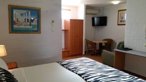 Hotel Photo 5