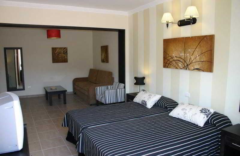 Hotel La Aldea Suites