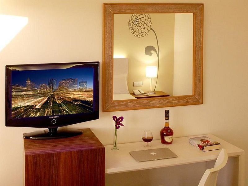 Hotel Photo 5