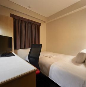 NearBy Hotel