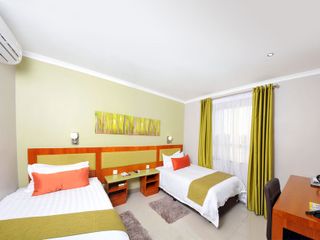 Hotel pic Отель Travelodge Gaborone