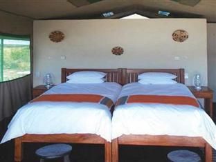 Hotel pic Tlou Safari Lodge