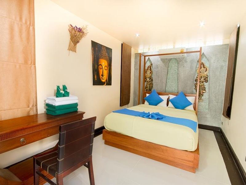 Hotel Photo 8