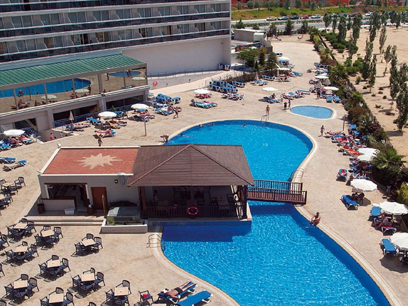 Hotel Photo 1