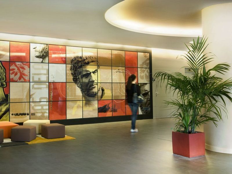 Hotel Photo 12
