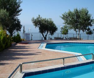 Bungalows Camping Kouyoni Gerakina Greece