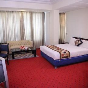 NearBy Hotel