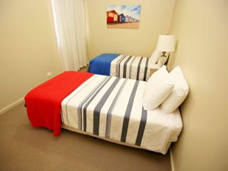 Фото отеля Wallaroo Marina Apartments