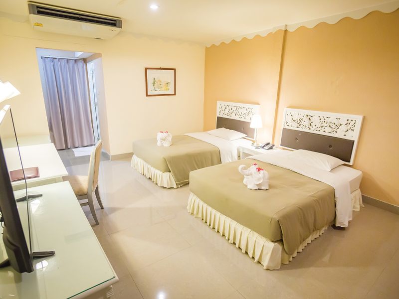 Hotel Photo 1