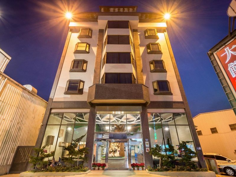 Hotel Photo 8