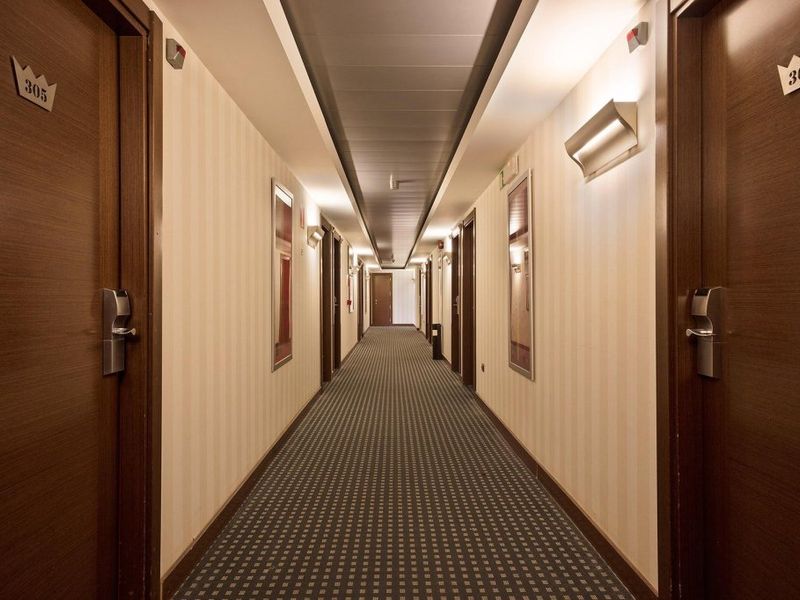 Hotel Photo 16