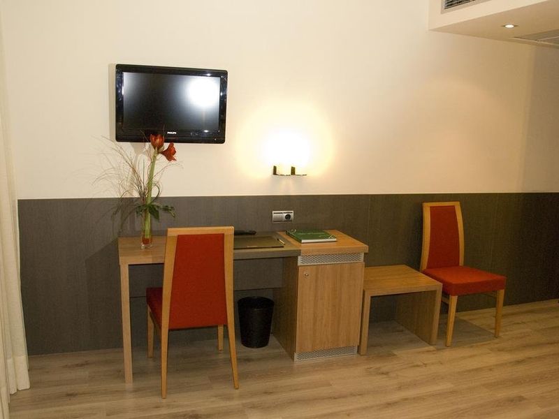 Hotel Photo 6