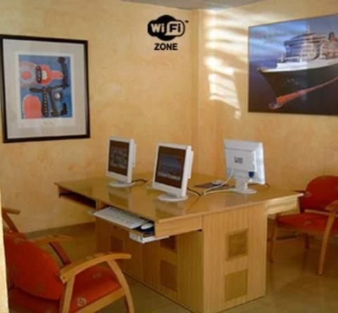 Hotel Photo 16