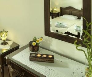 Matas Apartments Tinos Town Greece