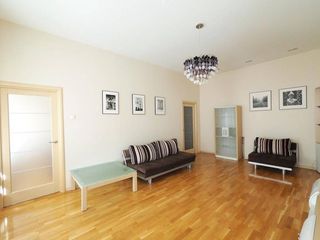 2-х комнатные апартаменты на Невском 106