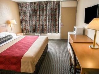 Hotel pic Econo Lodge Shorewood/Joliet