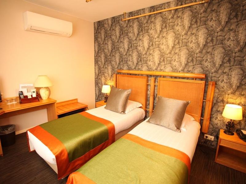 Hotel Photo 5