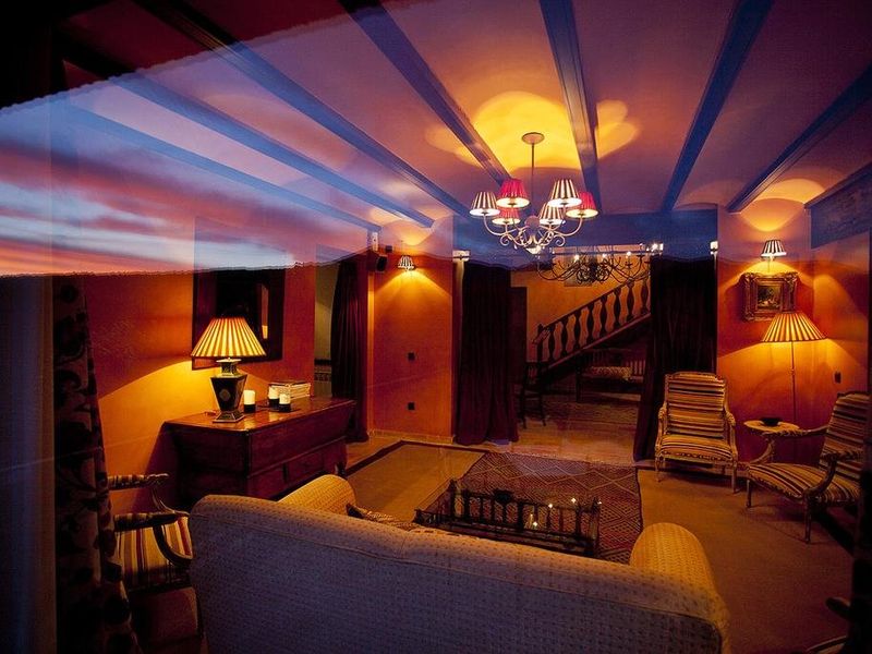 Hotel Photo 12