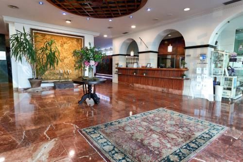 Hotel Photo 12