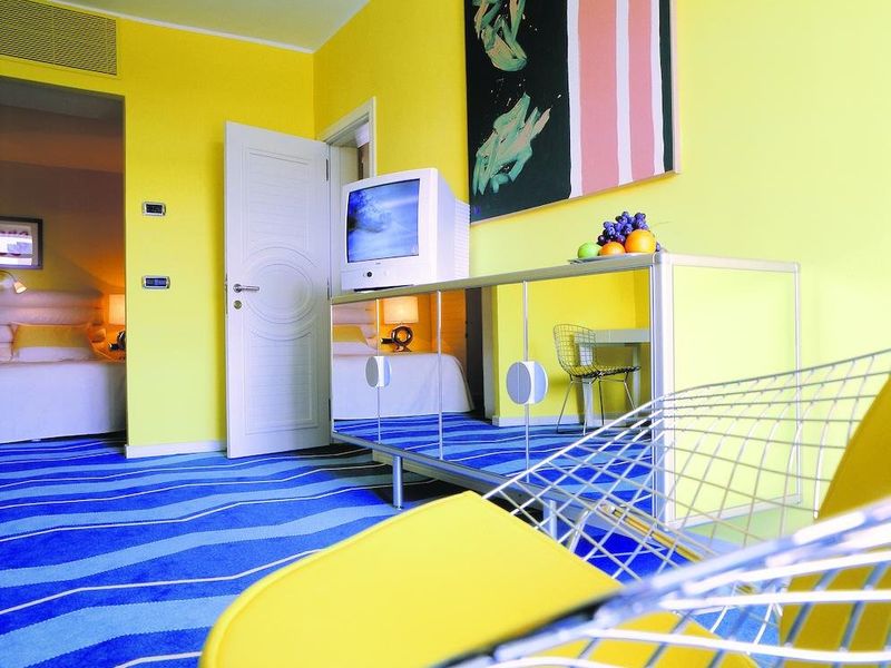 Hotel Photo 8