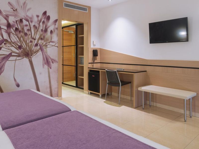 Hotel Photo 8