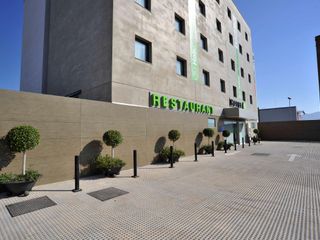 Фото отеля Campanile Málaga Airport