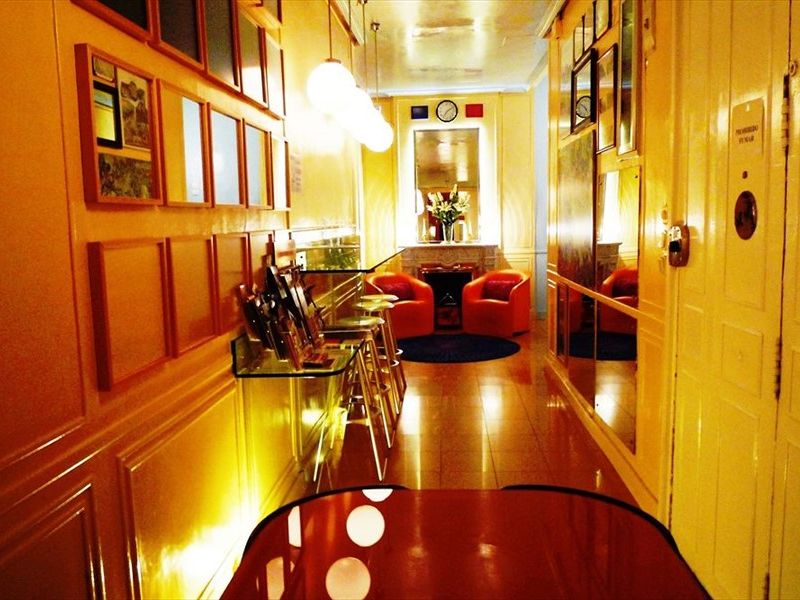 Hotel Photo 9