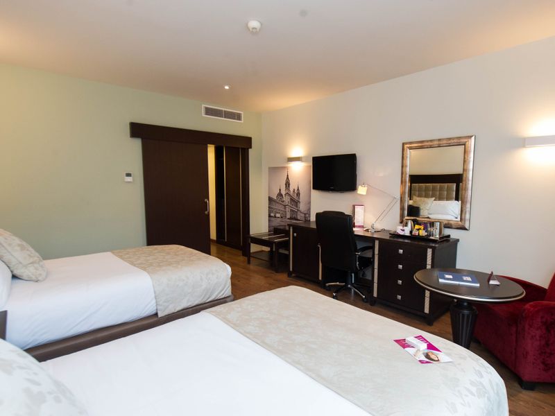Hotel Photo 3