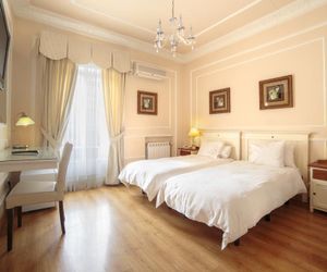 Hostal Adria Santa Ana Madrid Spain