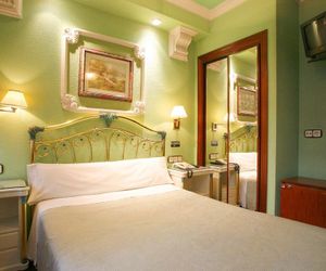 Hostal Victoria III Madrid Spain