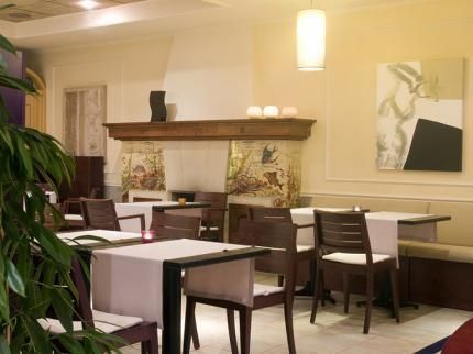 Hotel Photo 10