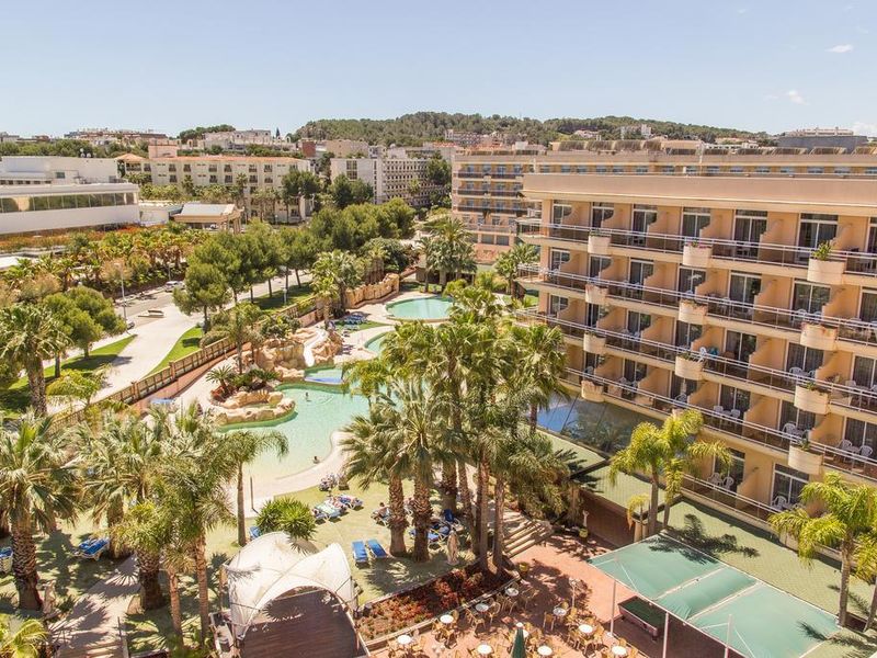Hotel Photo 1