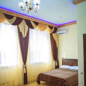 NearBy Hotel