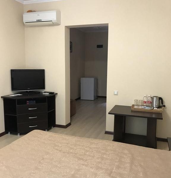 Hotel Photo 9