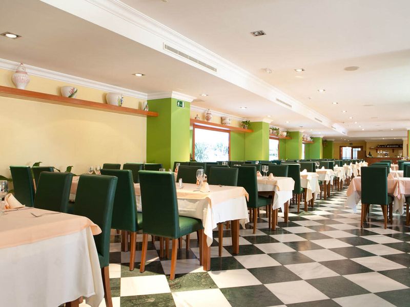 Hotel Photo 9