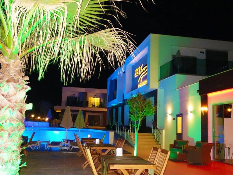 Hotel Photo 9