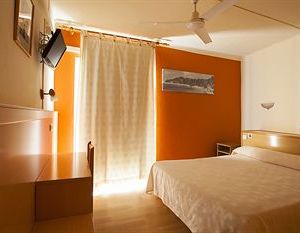 Hostal Residencia Europa Punico Ibiza City Spain