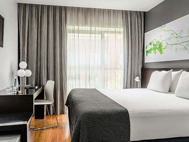 Hotel Photo 1