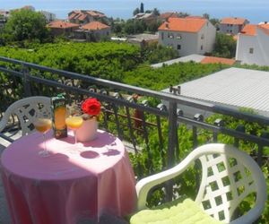 Apartments Gardijan Podstrana Croatia