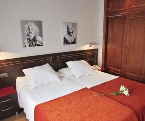 Apartamentos Turísticos Las Nieves Granada Spain