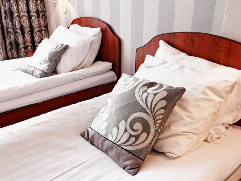 Hotel Photo 1
