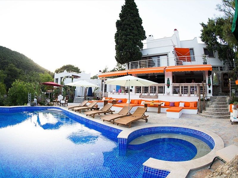 Hotel Photo 1
