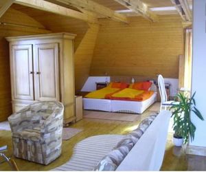 Komfort Apartman Eger Hungary