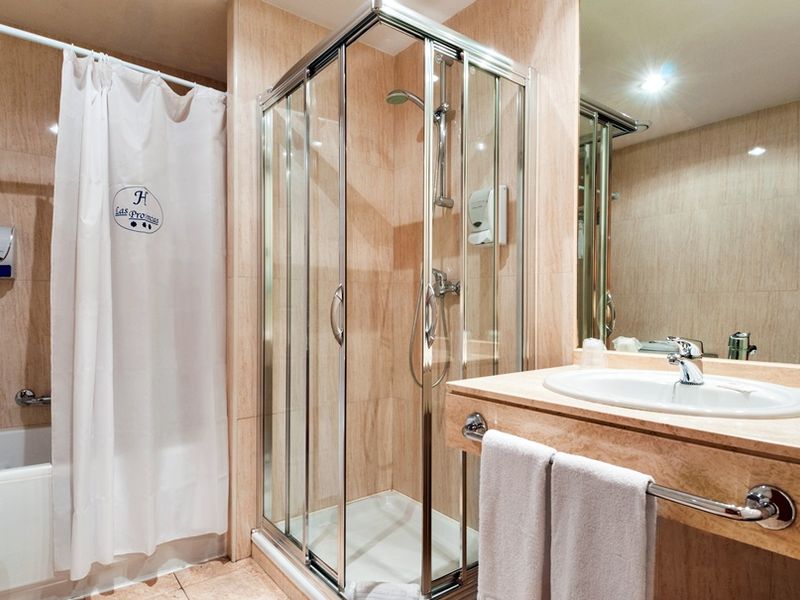 Hotel Photo 9