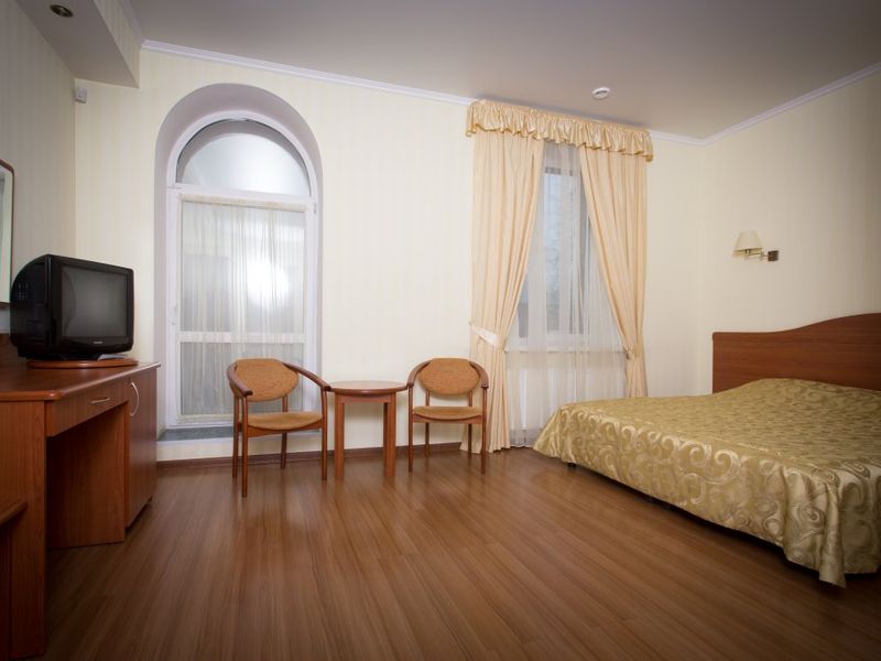 Hotel Photo 6