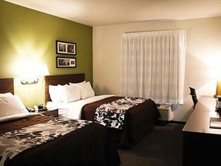 Hotel pic Sleep Inn & Suites - Fort Scott