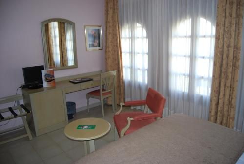 Hotel Photo 5