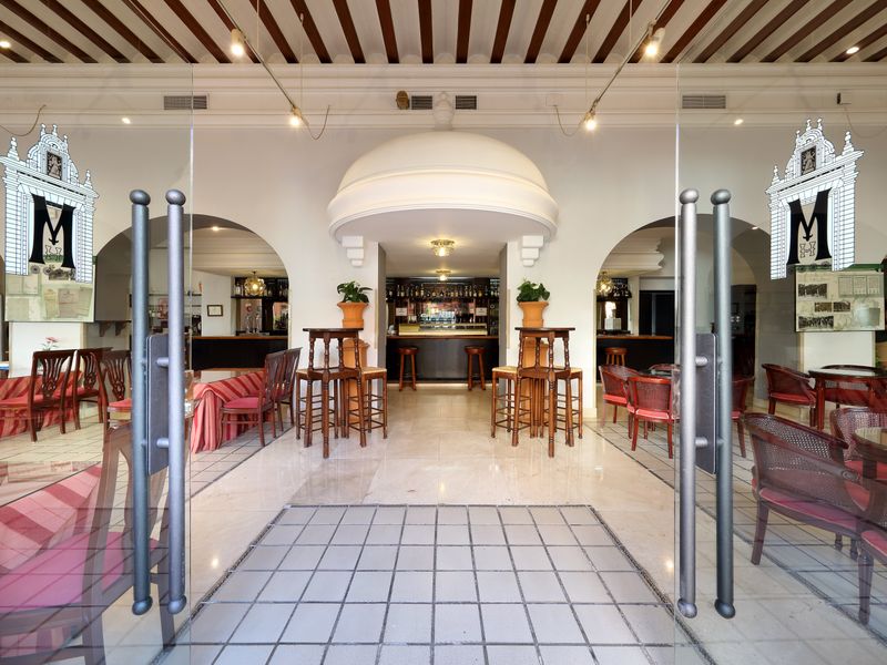 Hotel Photo 11